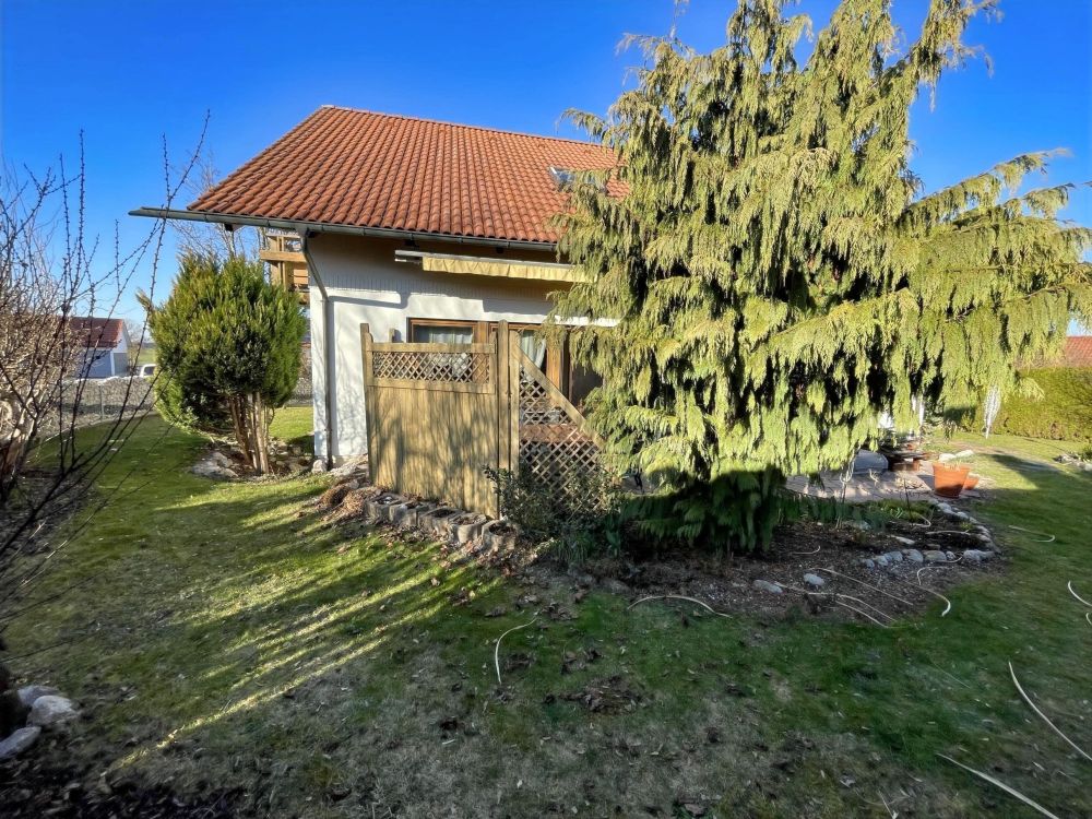 ZWEIFAMILIENHAUS + SOUTERRAIN IN DÖSINGEN