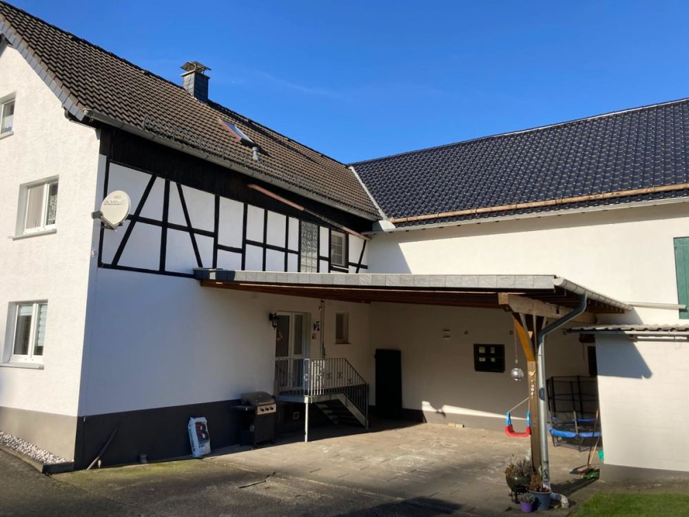 Resthof mit Baulandflächen bei Lindlar-Hohkeppel