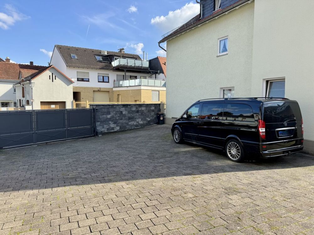 Wunderschönes Altstadthaus
zentral, idyllisch und mit außergewöhnlich viel Platz