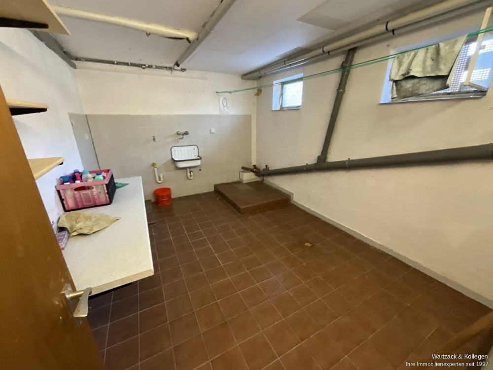 Familienschatz!
Ein- bis Zweifamilienhaus 
in Postbauer-Heng (Kemnath)