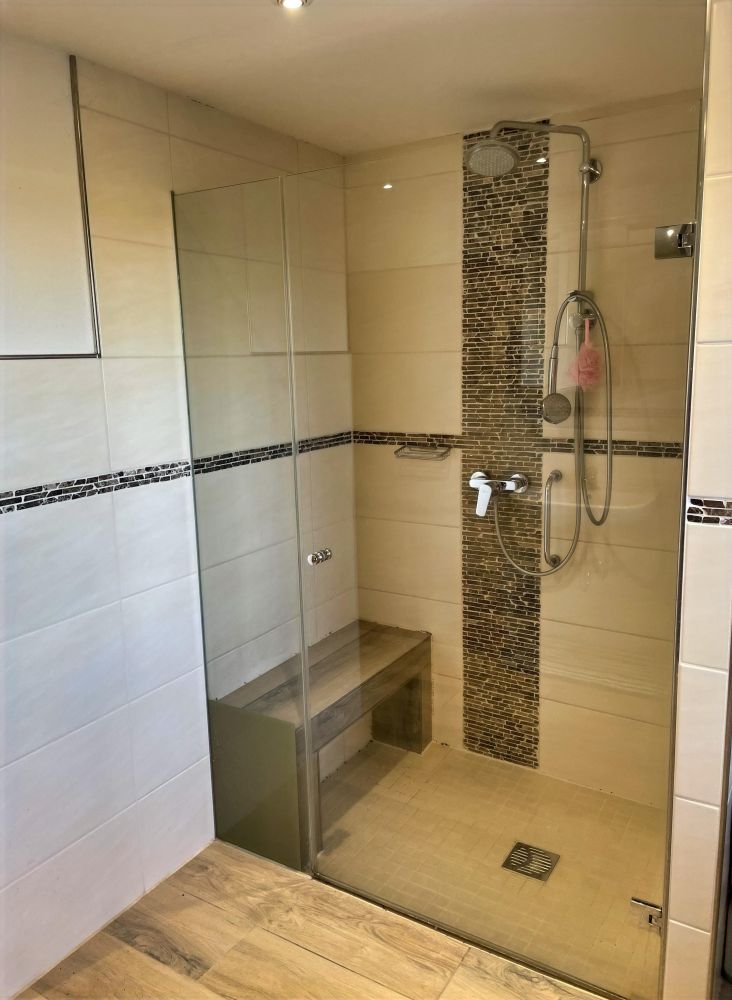 FLEXIBLES 2-FAMILIENHAUS IN ORTSRANDLAGE