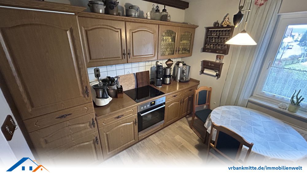 Gepflegtes Einfamilienhaus - auch als Mehrgenerationenhaus geeignet!