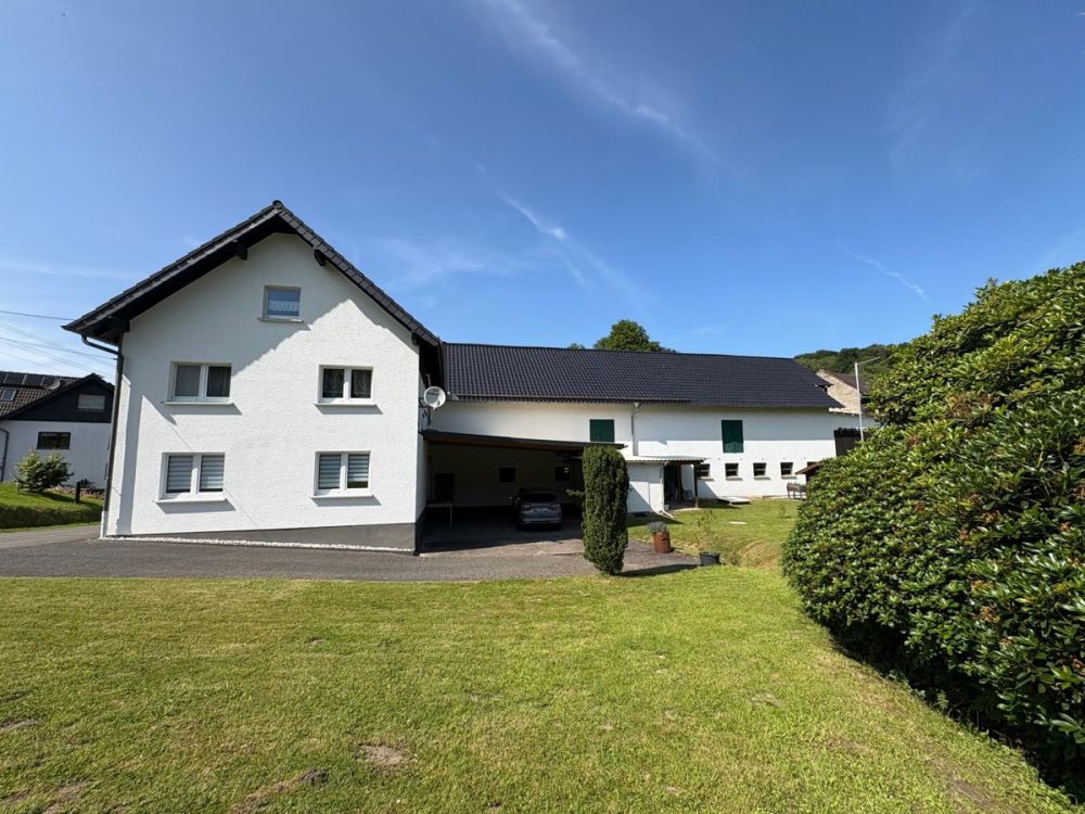 Resthof mit Baulandflächen bei Lindlar-Hohkeppel