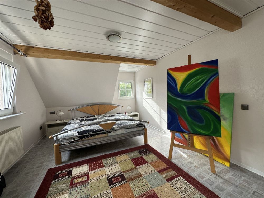 Sehr gepflegtes Einfamilienhaus mit großem Grundstück!