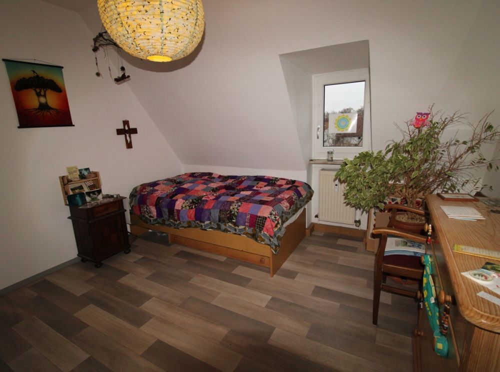 Ideal für Kapitalanleger - Vollvermietetes Wohn- und Geschäftshaus in Neuendettelsau (25)