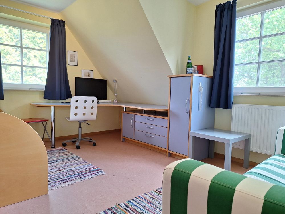 Zauberhaftes, naturnahes Wohnen und / oder Arbeiten unter Reet an der Ostsee