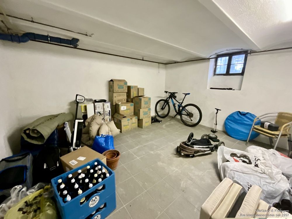 großzügige Dachgeschosswohnung im edlen Gewand in Schwabach