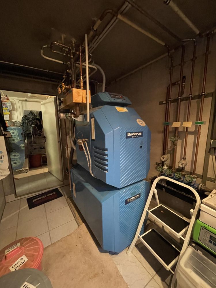 ZWEIFAMILIENHAUS + SOUTERRAIN IN DÖSINGEN