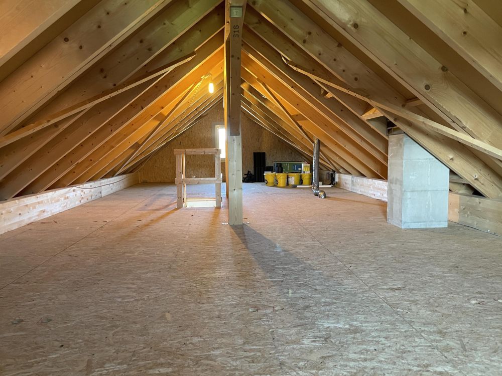 FREI: NEUWERTIGES MARKEN-FACHWERK-HAUS