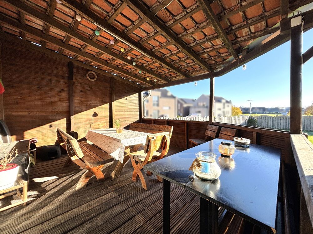 überdachte Terrasse