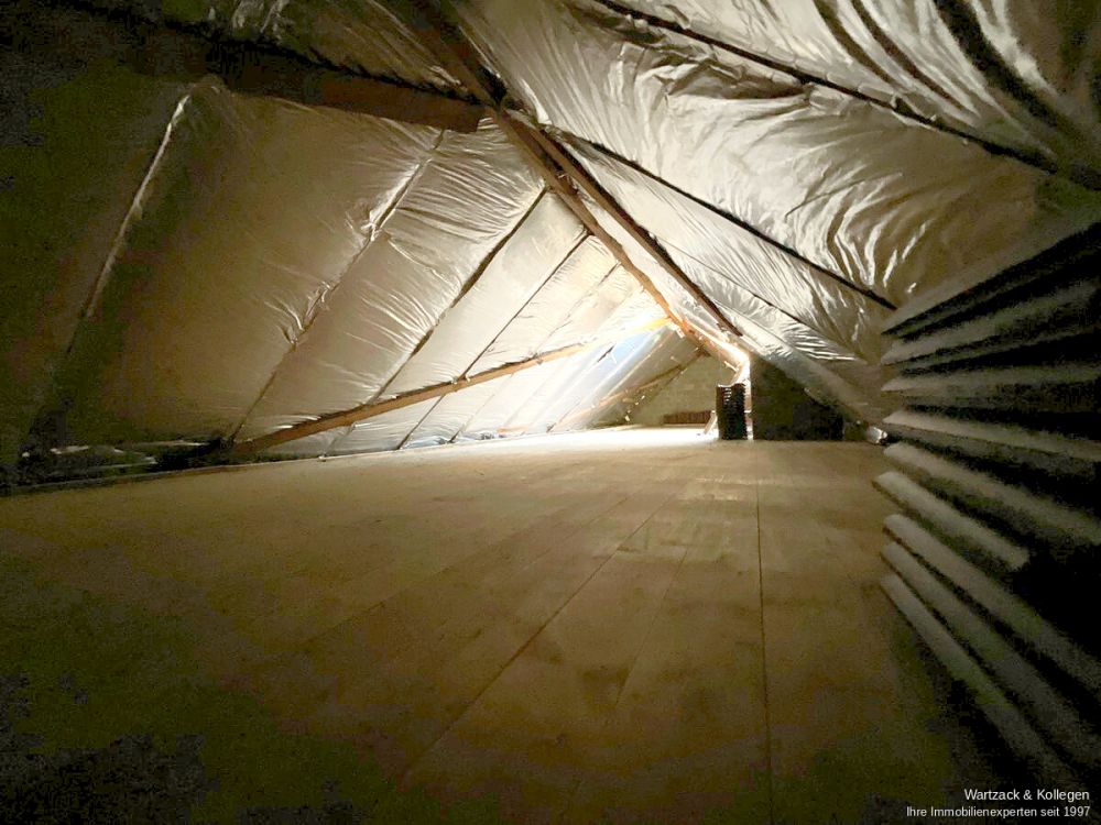 Gepflegtes 3-Familienhaus in bester Lage von Schwabach  zur Eigennutzung oder Kapitalanlage