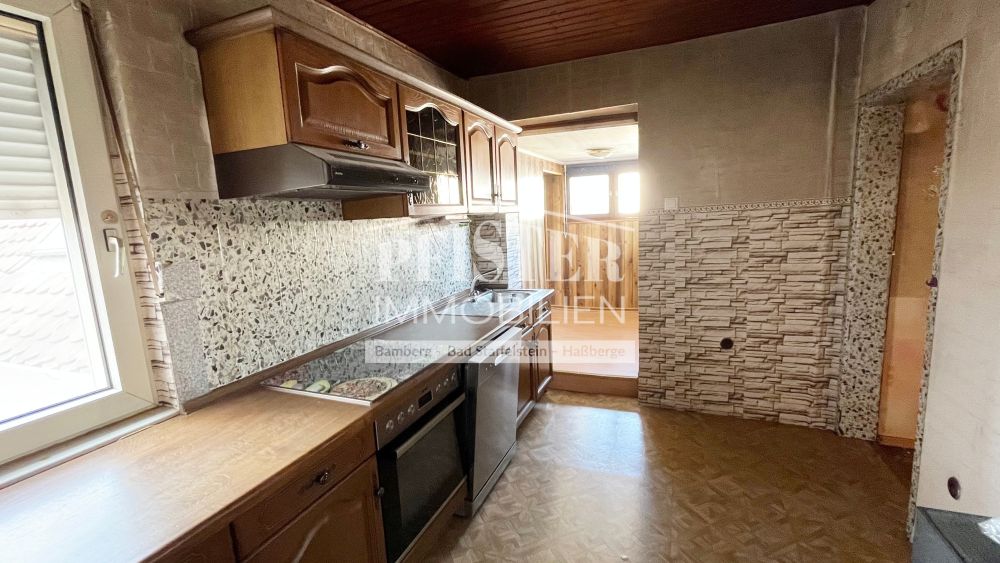 Großzügiges Sanierungsobjekt mit viel Entwicklungspotenzial in Hallstadt