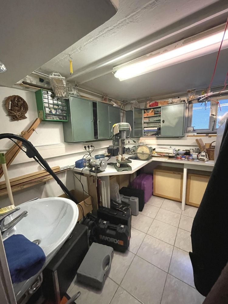 ZWEIFAMILIENHAUS + SOUTERRAIN IN DÖSINGEN