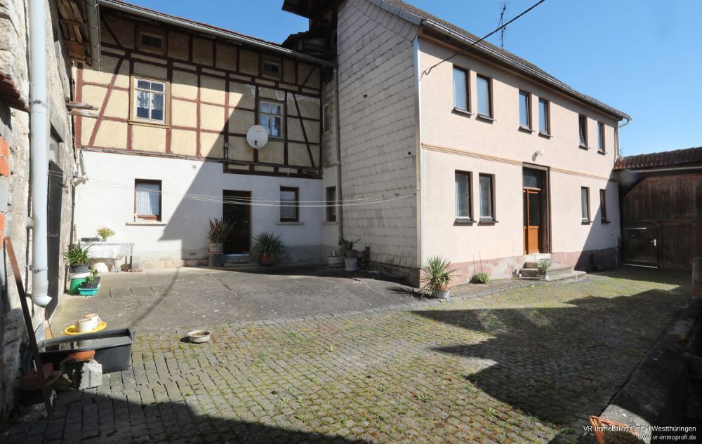 Großes Haus mit viel Charme in Aschara