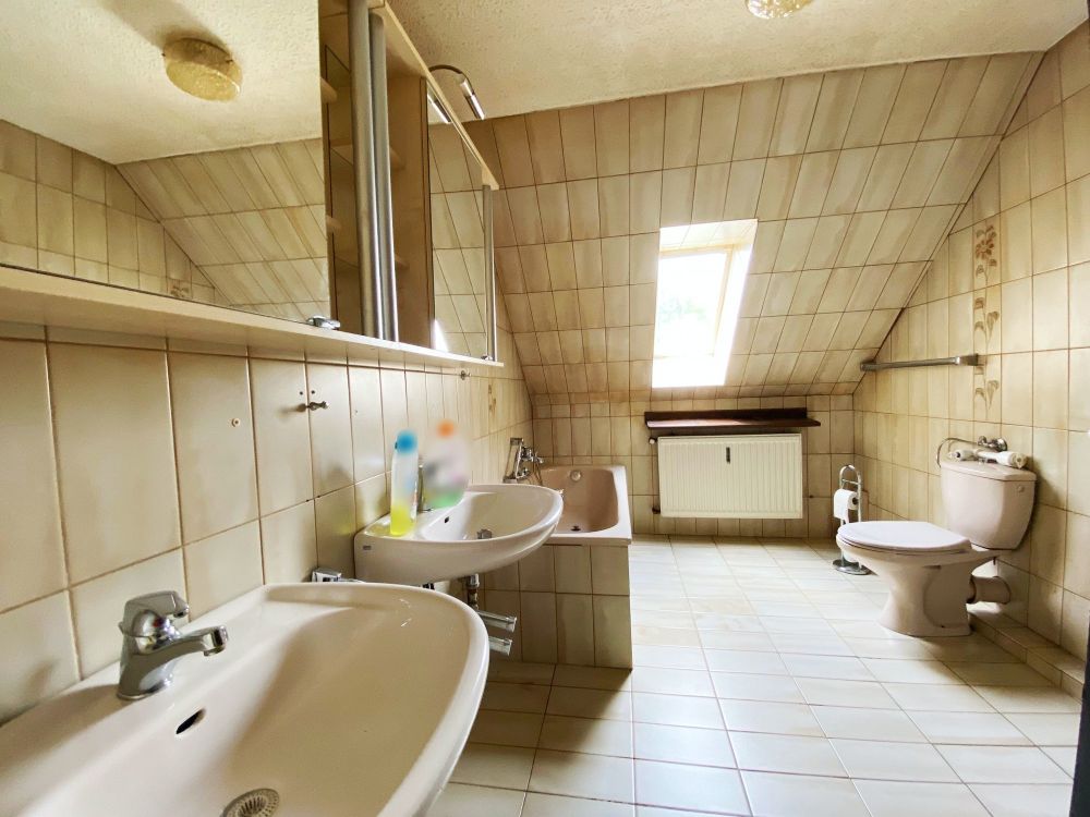 Bad Wohnung DG
