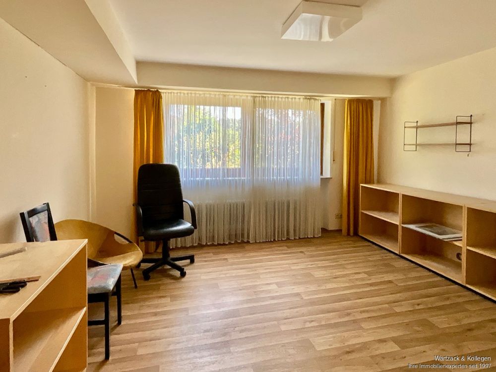 Familiendomizil: Bungalow mit Souterrainflächen