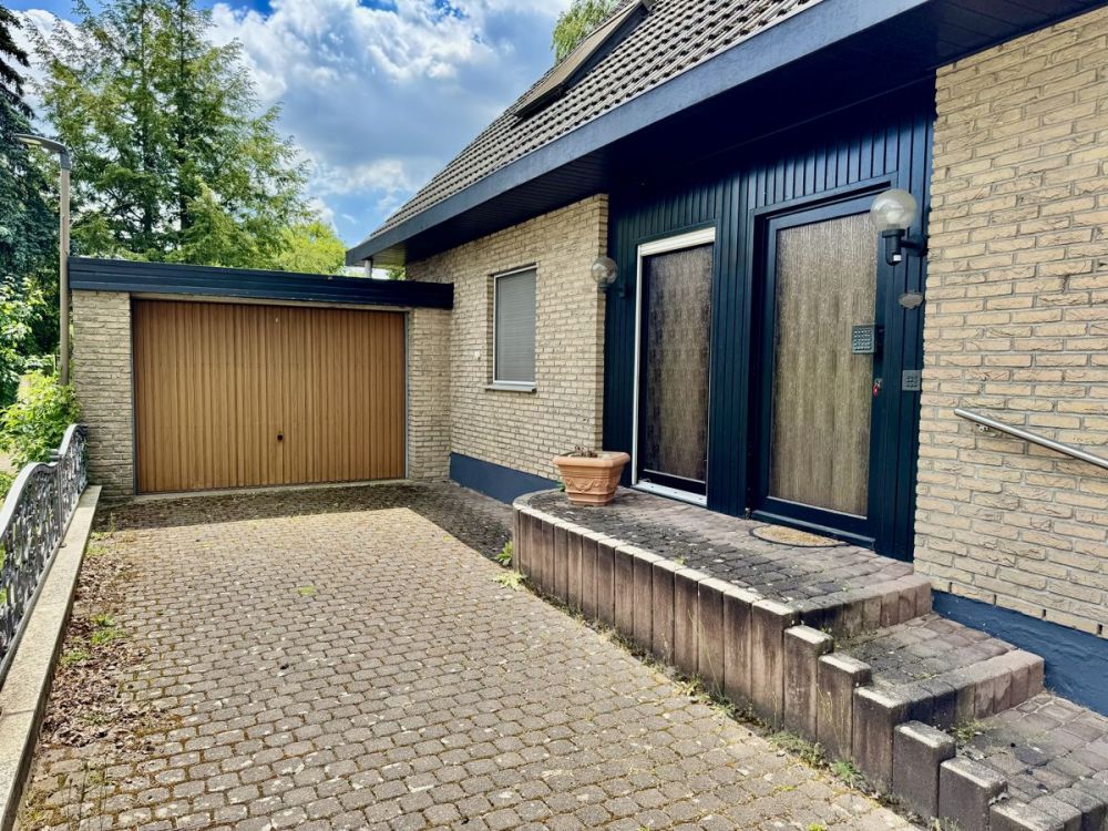 Charmantes Einfamilienhaus mit großem Garten
in ruhiger Lage von Babenhausen
- mit neuer Luftwärmepumpe -