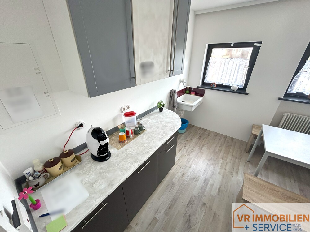 Urlaub für Gäste und ein Zuhause für Sie! - Wohnhaus mit Pension in idyllischer Lage von 97647 Hausen!