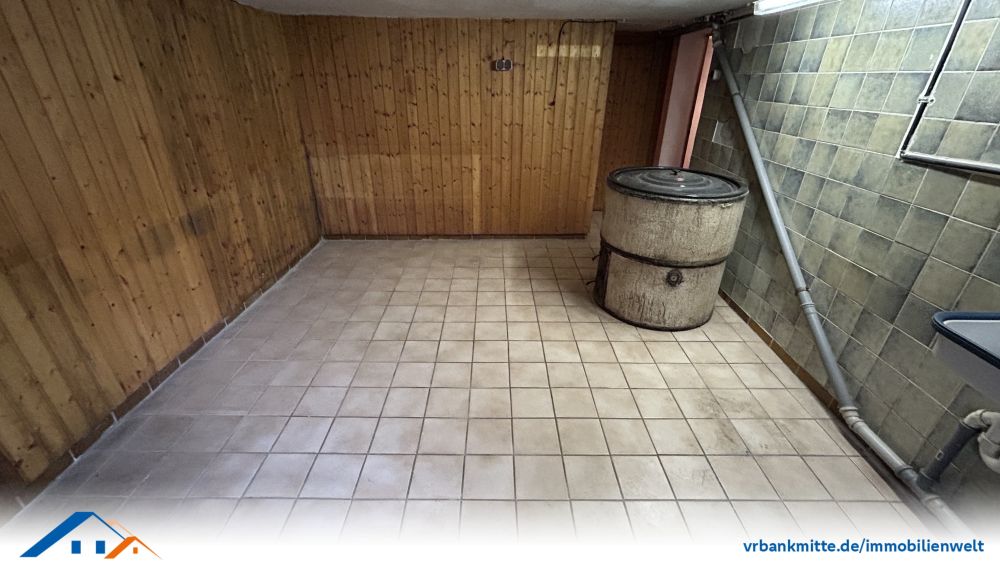 Charmantes Wohnhaus mit großzügigem Grundstück und vielseitiger Scheune