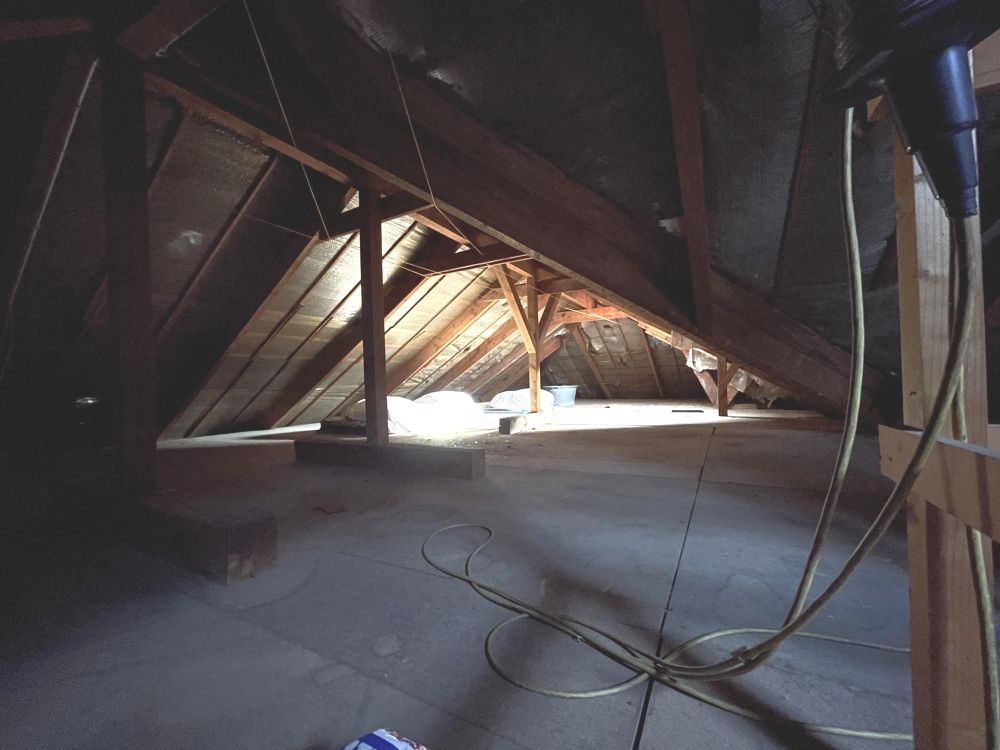 BUNGALOW-FERTIGHAUS AUF ÜBER 1.000 m²