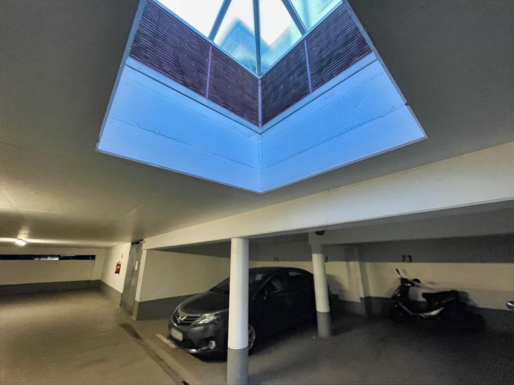 Tageslichtkuppel in der Tiefgarage