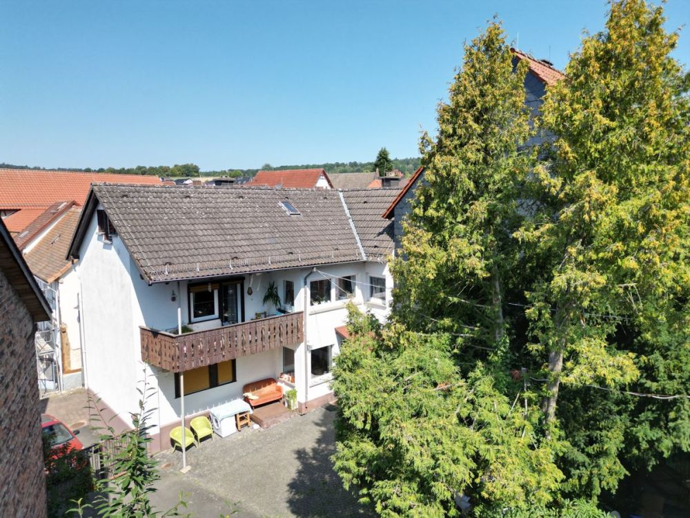 Einfamilienhaus mit Einliegerwohnung, vielseitig Nutzbar!