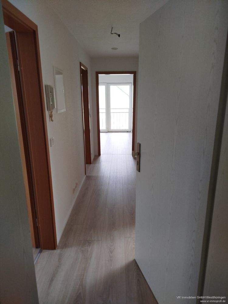 Schicke Dachgeschoss- Zweiraumwohnung in ruhiger Lage