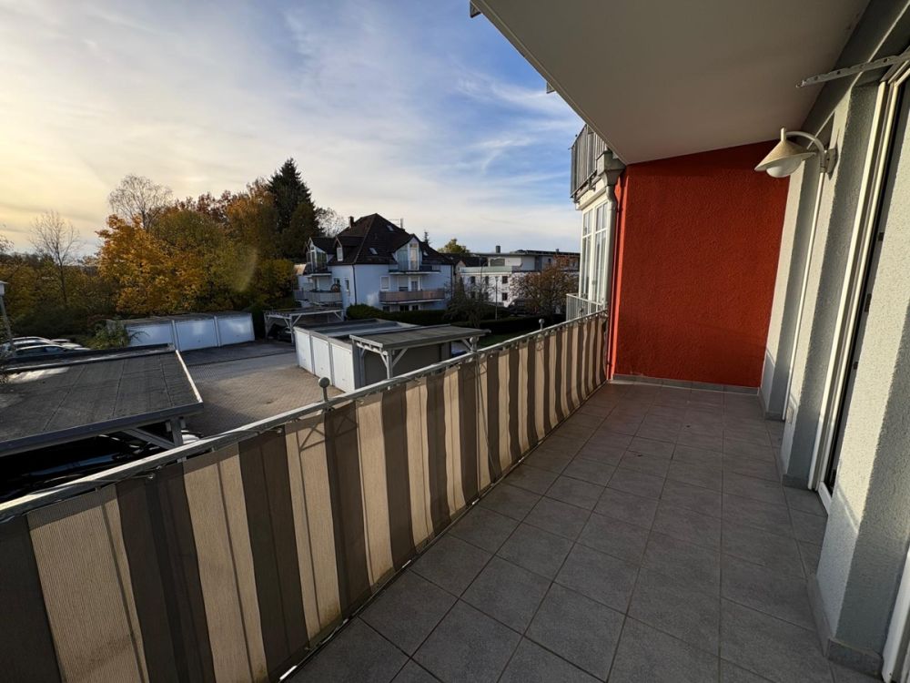 Lichtdurchflutete Eigentumswohnung in hervorragender Lage in Weiden Ost