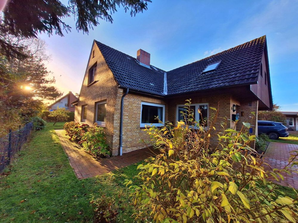 EFH in ruhiger Lage nahe dem Ortskern von Sankt Peter-Dorf