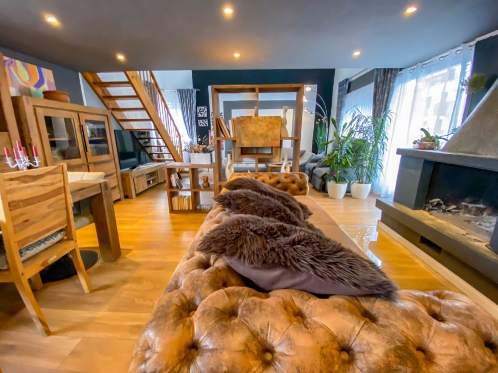 Charmantes Penthouse-Feeling: Großzügige Wohnung mit Dachterrasse in Reinheim