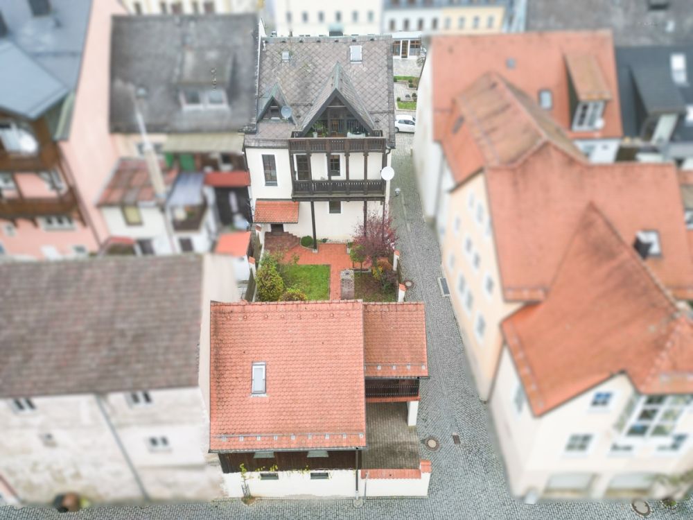 Voll vermietetes Wohn-/Geschäftshaus im Zentrum von Eschenbach! (3)