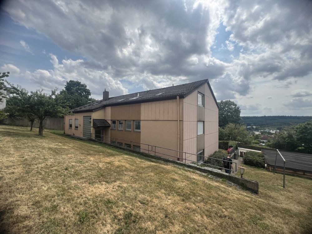 Mehrfamilienhaus in ruhiger Top-Wohnlage mit großem Renditepotential!