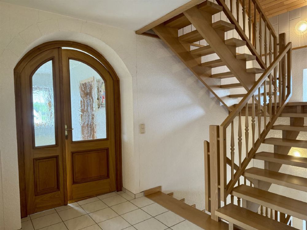 Sehr schön modernisiertes Wohnhaus in ruhiger Lage