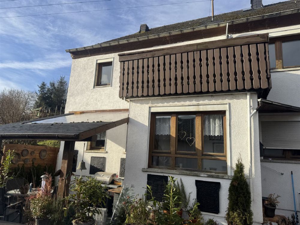 gemütliches renoviertes Bauernhaus - auf Wunsch  komplett oder teilmöbliert