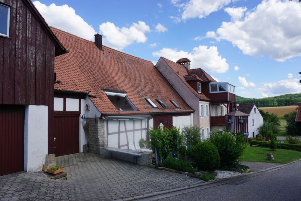 Gemütliches Wohnen auf dem Lande - und endlich genügend Platz für die ganze Familie! (3)