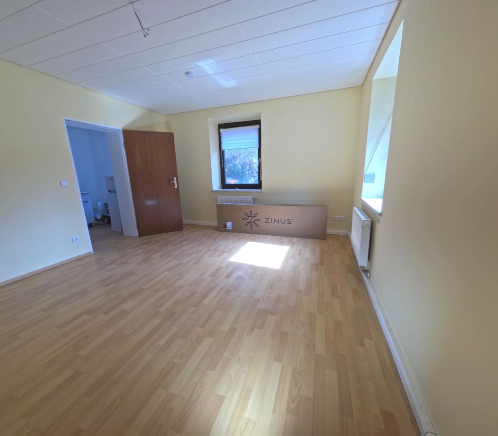 5-FAMILIEN-HAUS - VOLL VERMIETET