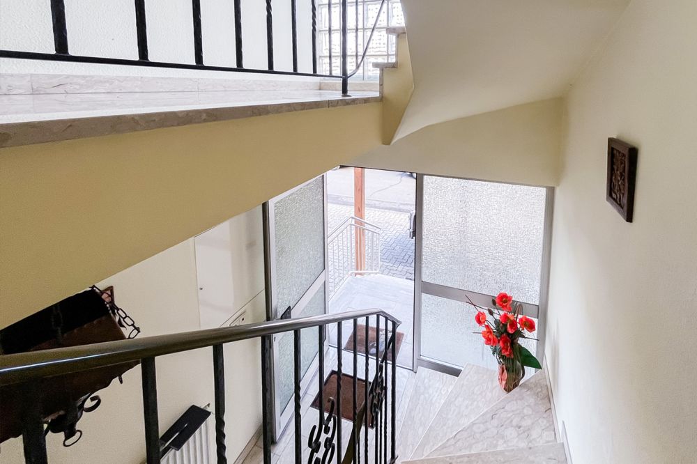 Der Platzriese auf herrlichem Grund