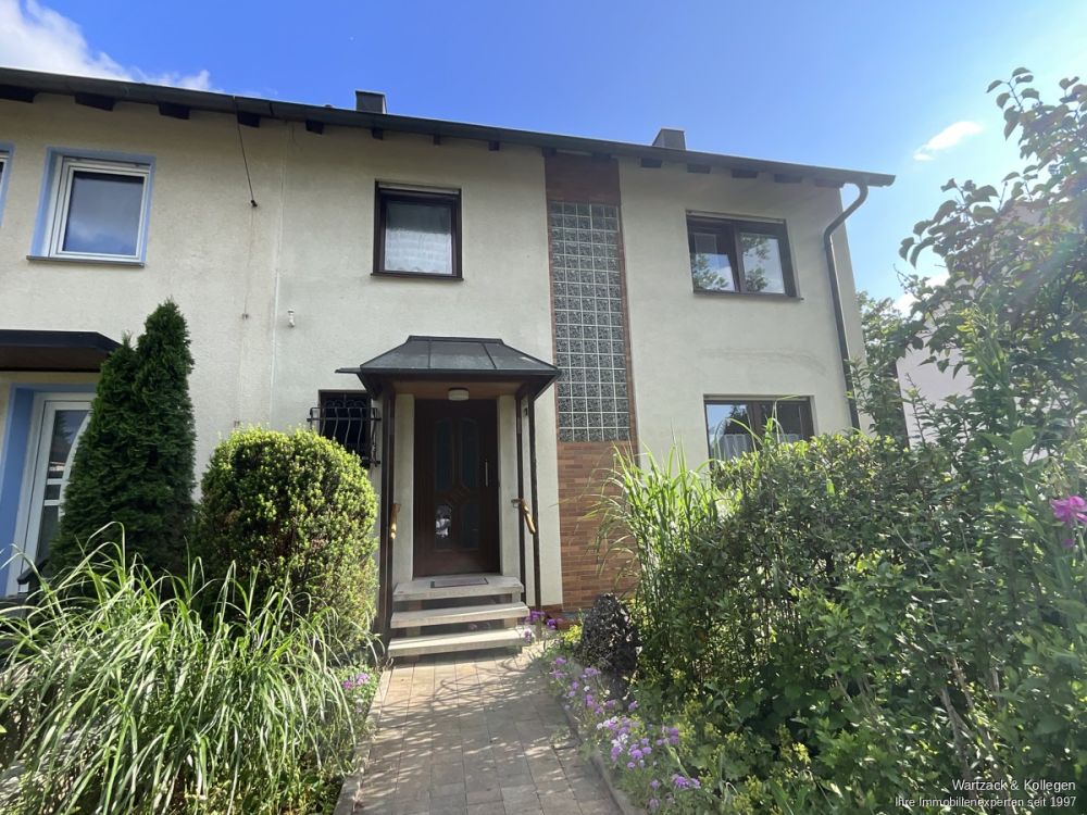 Doppelhaushälfte 
in bester Lage von Limbach 
für die ganze Familie!