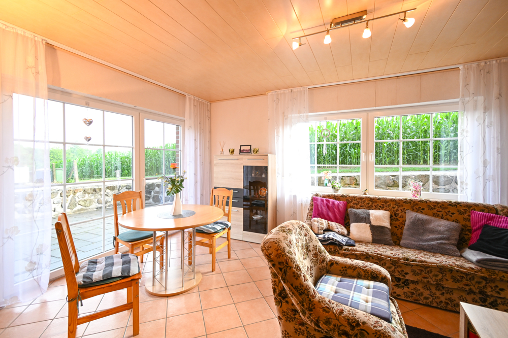 Heller Wohnraum mit Blick ins Grüne!