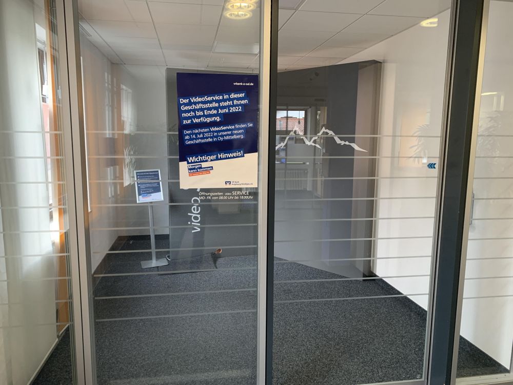 Büro mit Schiebetüre