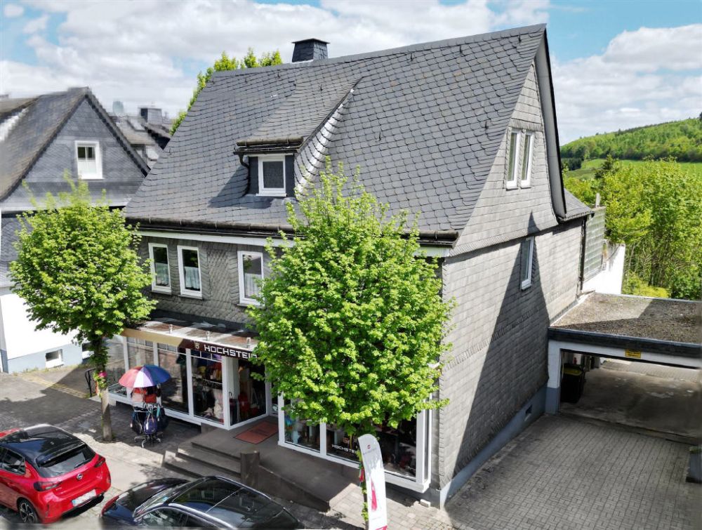 Hauptwohnung frei, Einliegerwohnung vermietet