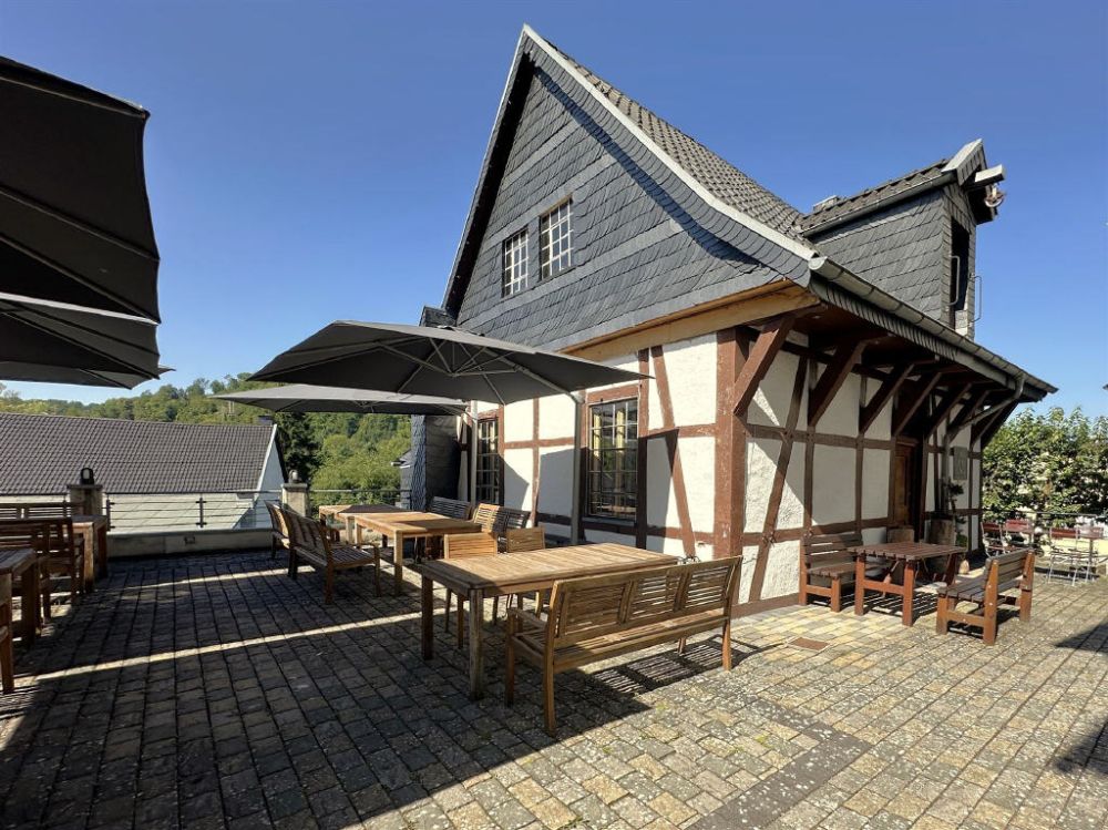 ca. 54 m² große Dachterrasse