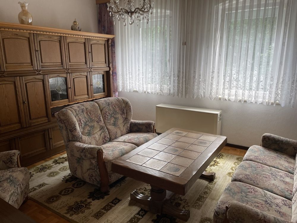 Renovierungsbedürftiges Einfamilienwohnhaus am Stadtrand von Neustadt a. d. Waldnaab