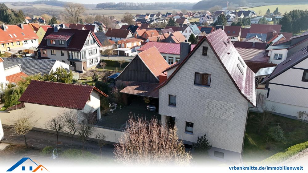 Gepflegtes Einfamilienhaus - auch als Mehrgenerationenhaus geeignet!