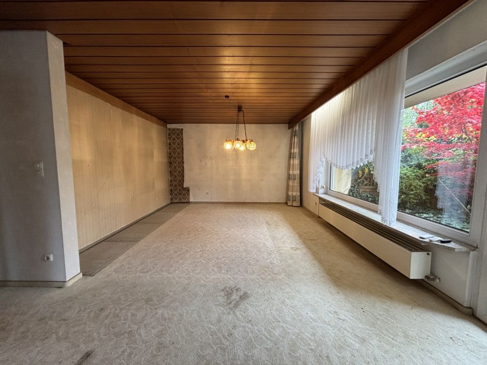 Geräumiges Familienhaus mit großem Garten - mit etwas Liebe zum Traumzuhause