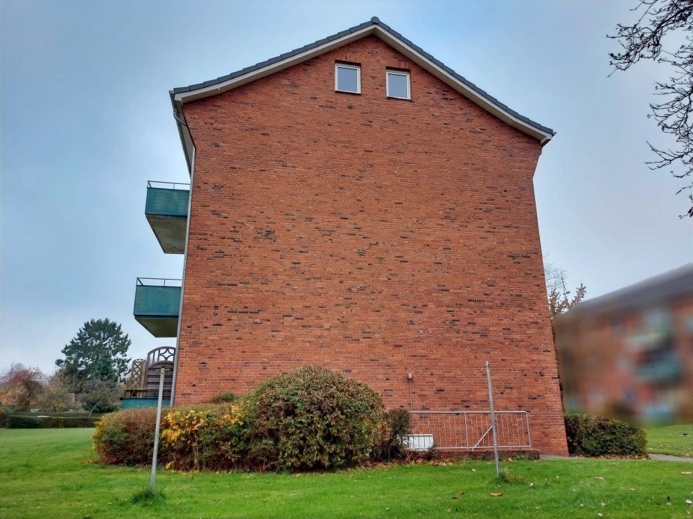 Charmante 3-Zimmer-Eigentumswohnung mit Balkon im Hochparterre in ruhiger Lage