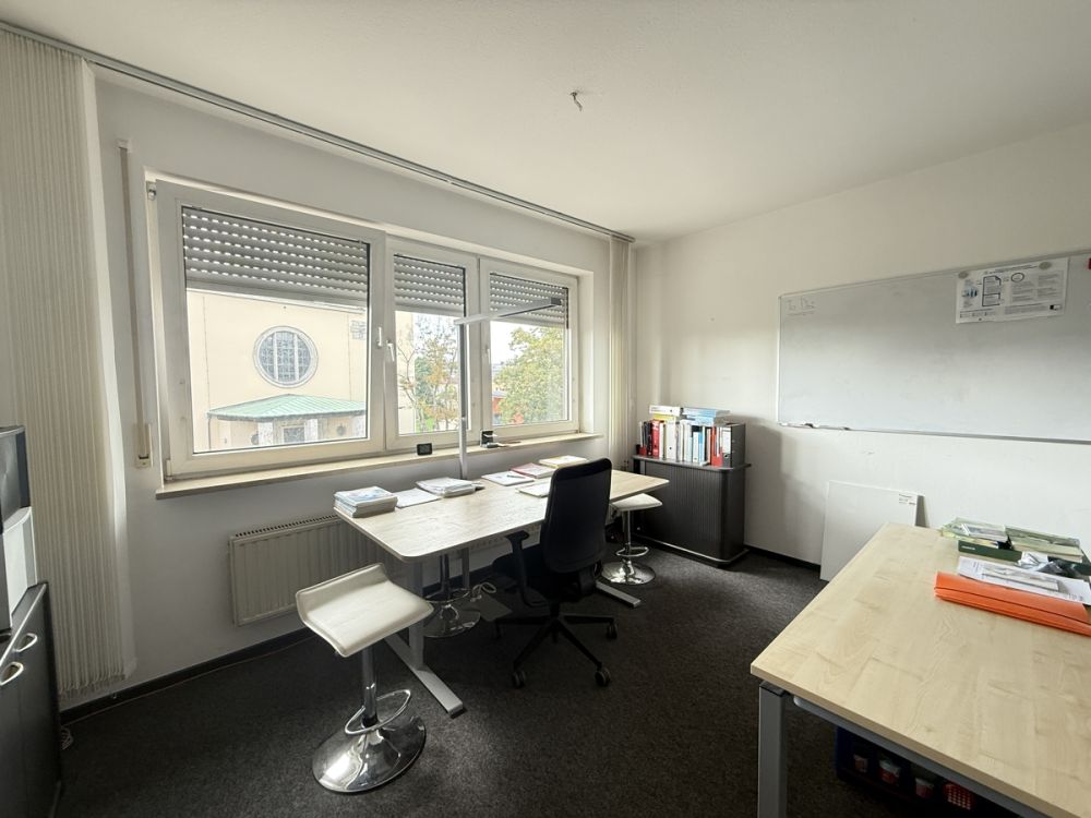 Bürofläche in einem Wohn- und Geschäftshaus in Weiden zu vermieten