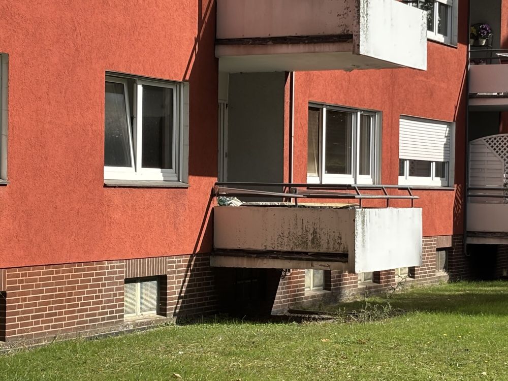 Renovierungsbedürftige Eigentumswohnung mit Garage im Hochpaterre: Ihr neues Zuhause in Ahlen erwartet Sie!