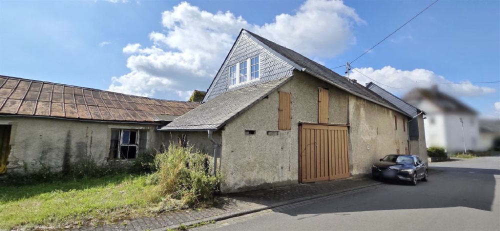 Altes erhalten - Altes neu gestalten!! Ihr neues Projekt mit Platz und rustikalem Charme... Ehem. Gasthaus...