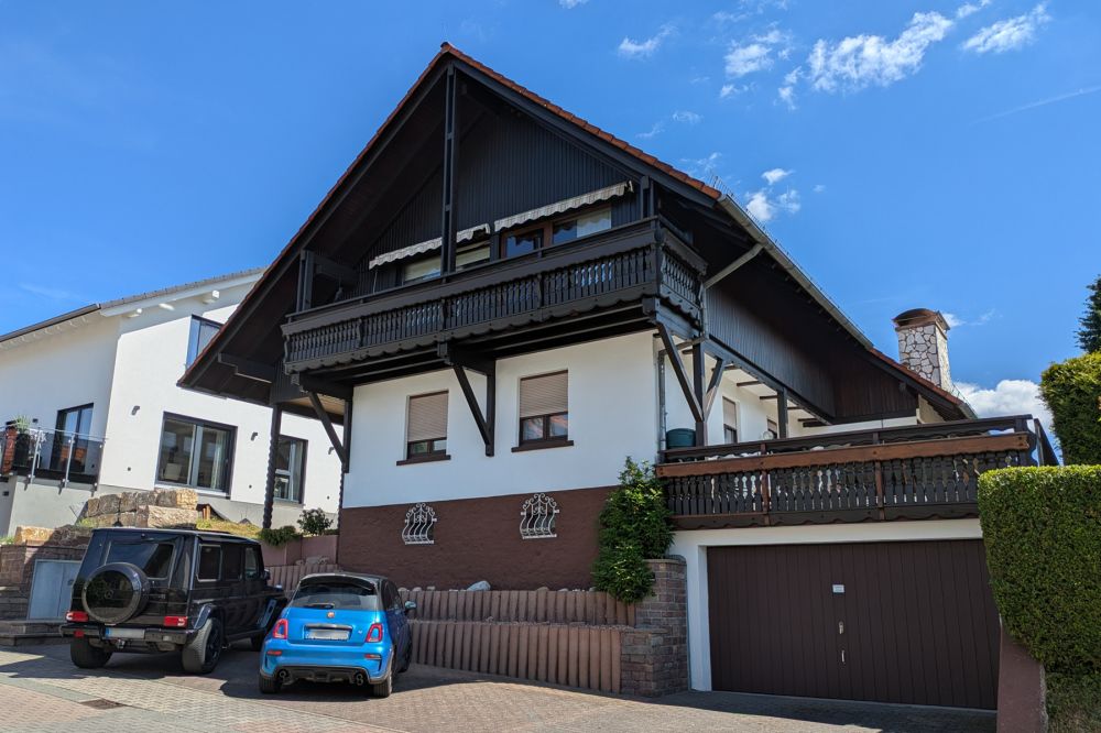 1 Haus 2 Wohnungen? Eigentlich beides! Viel Platz & viele Möglichkeiten in zentraler Lage von Erbach